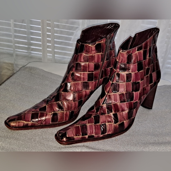 Bagatt Burgundy Croc Embossed Leather Ankle Boots Size EUR 38 US 8 - Picture 4 of 10